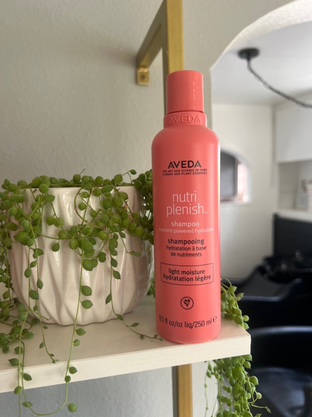 AVEDA NutriPlenish Light Moisture Shampoo - Coral Pink Bottle